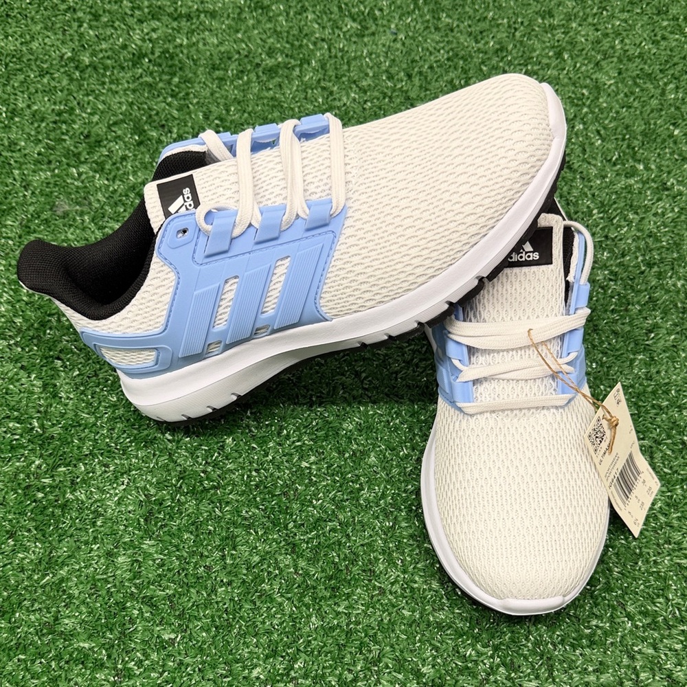 Adidas Women's Ultimashow Running Shoe Size 6.5 New With Box
